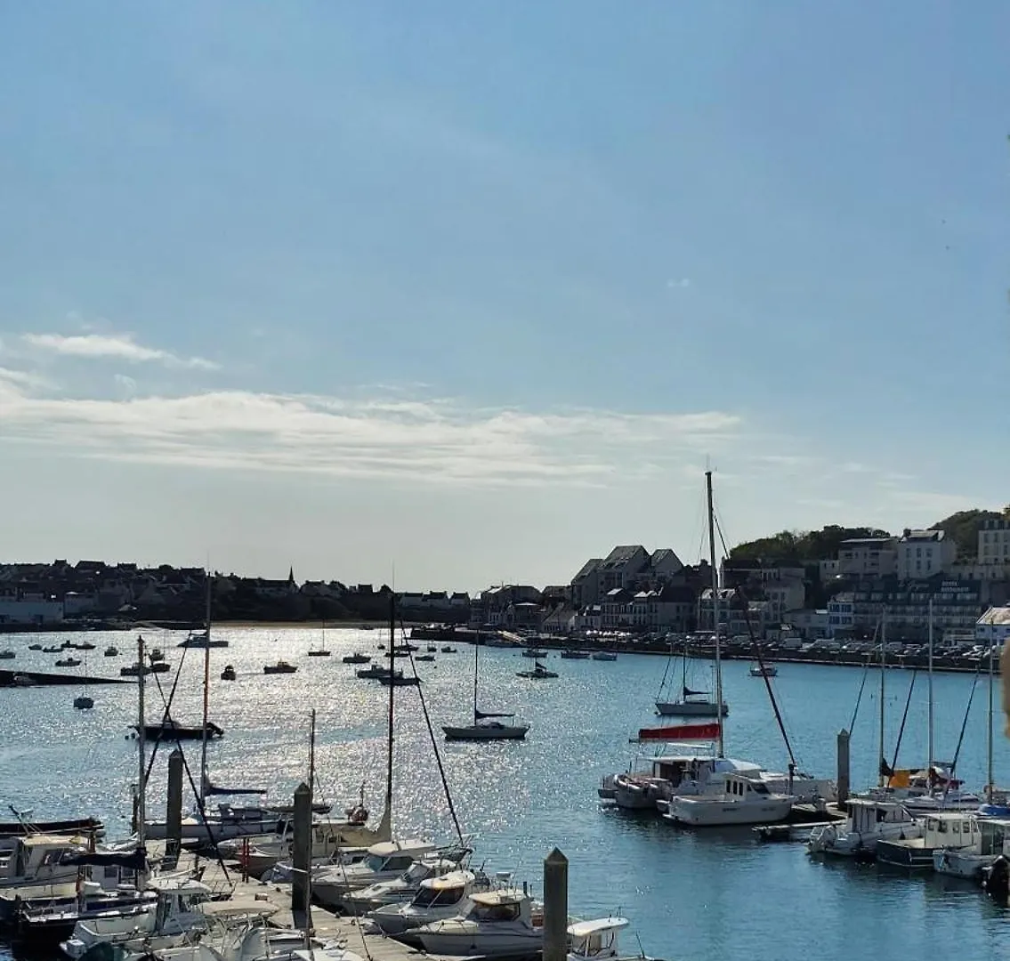 Anatoline Audierne Appart'Hotel - Appartements Vue Mer - Sea & Harbor Stay Apartahotel